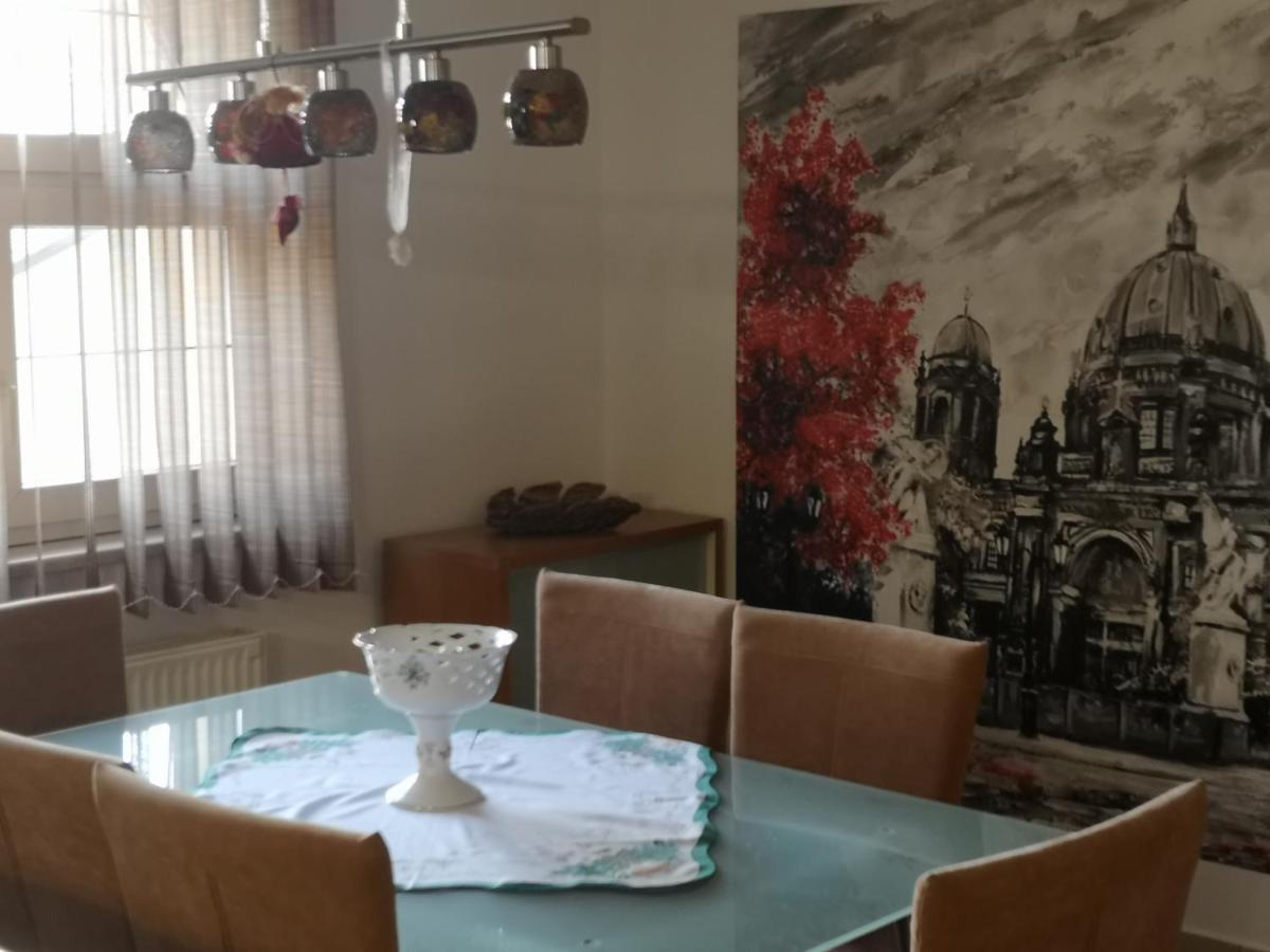 Hotello Apartmanhaz Es Panzio Zalaegerszeg Exteriör bild