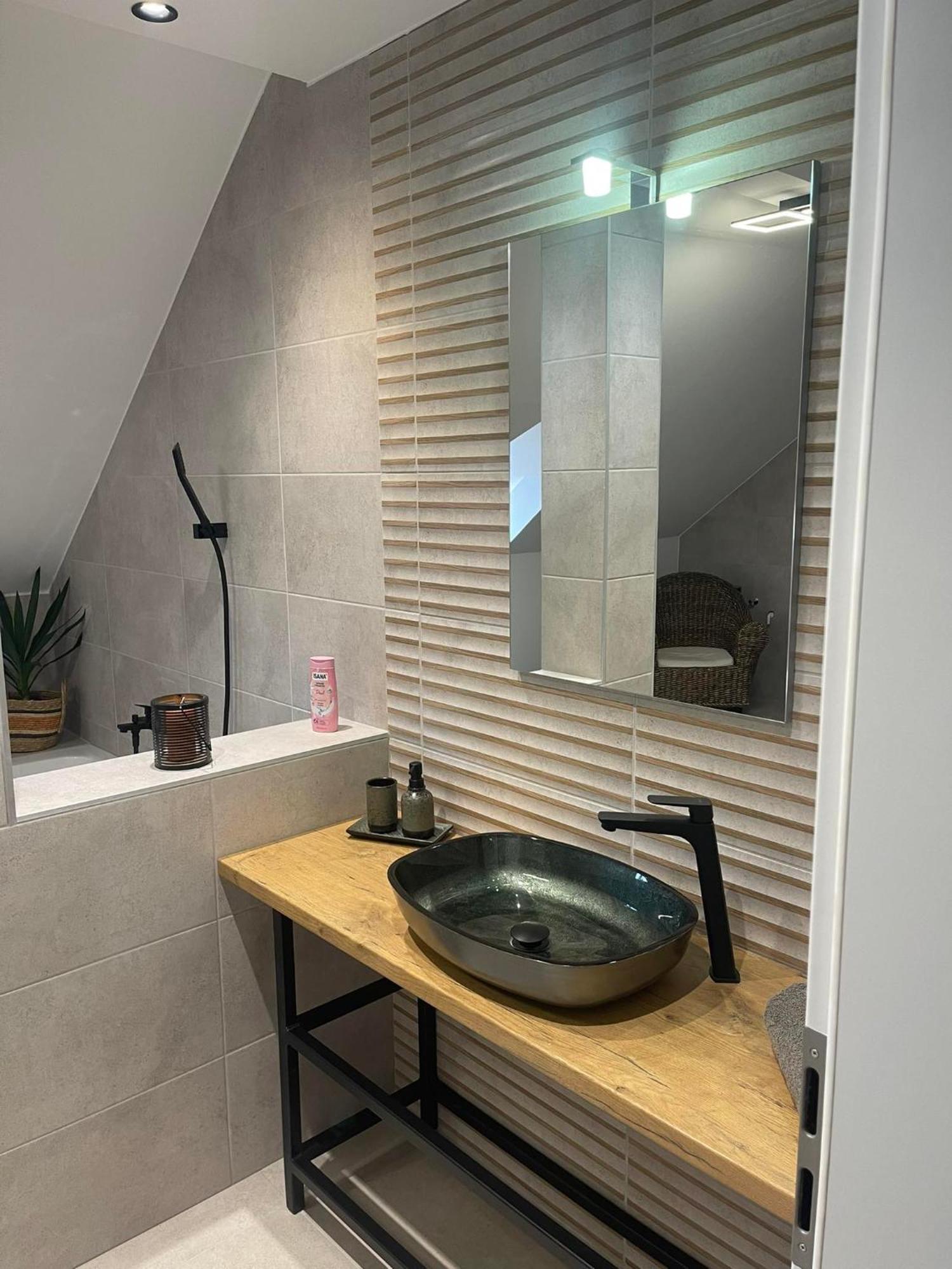 Hotello Apartmanhaz Es Panzio Zalaegerszeg Exteriör bild