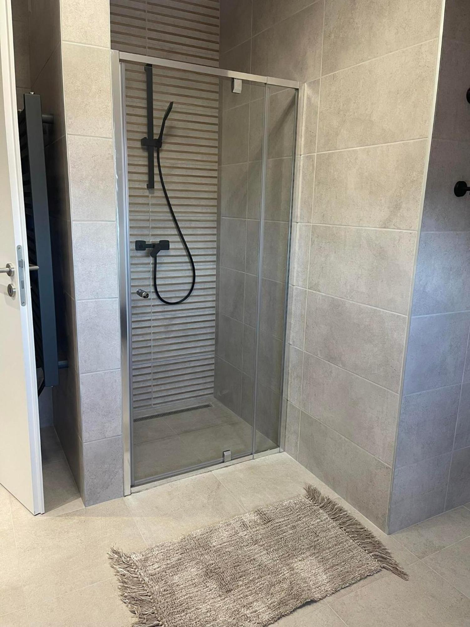 Hotello Apartmanhaz Es Panzio Zalaegerszeg Exteriör bild