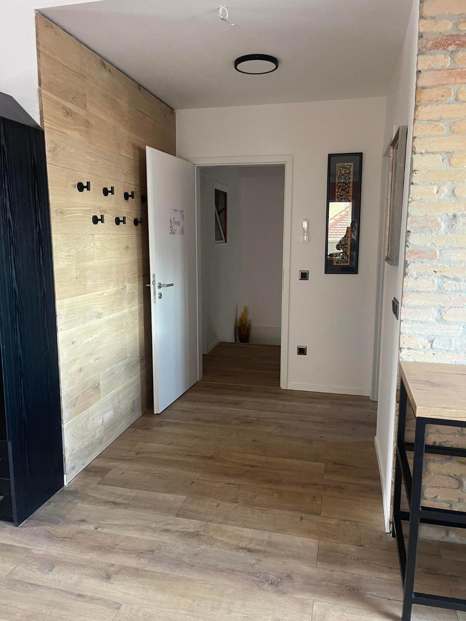 Hotello Apartmanhaz Es Panzio Zalaegerszeg Exteriör bild