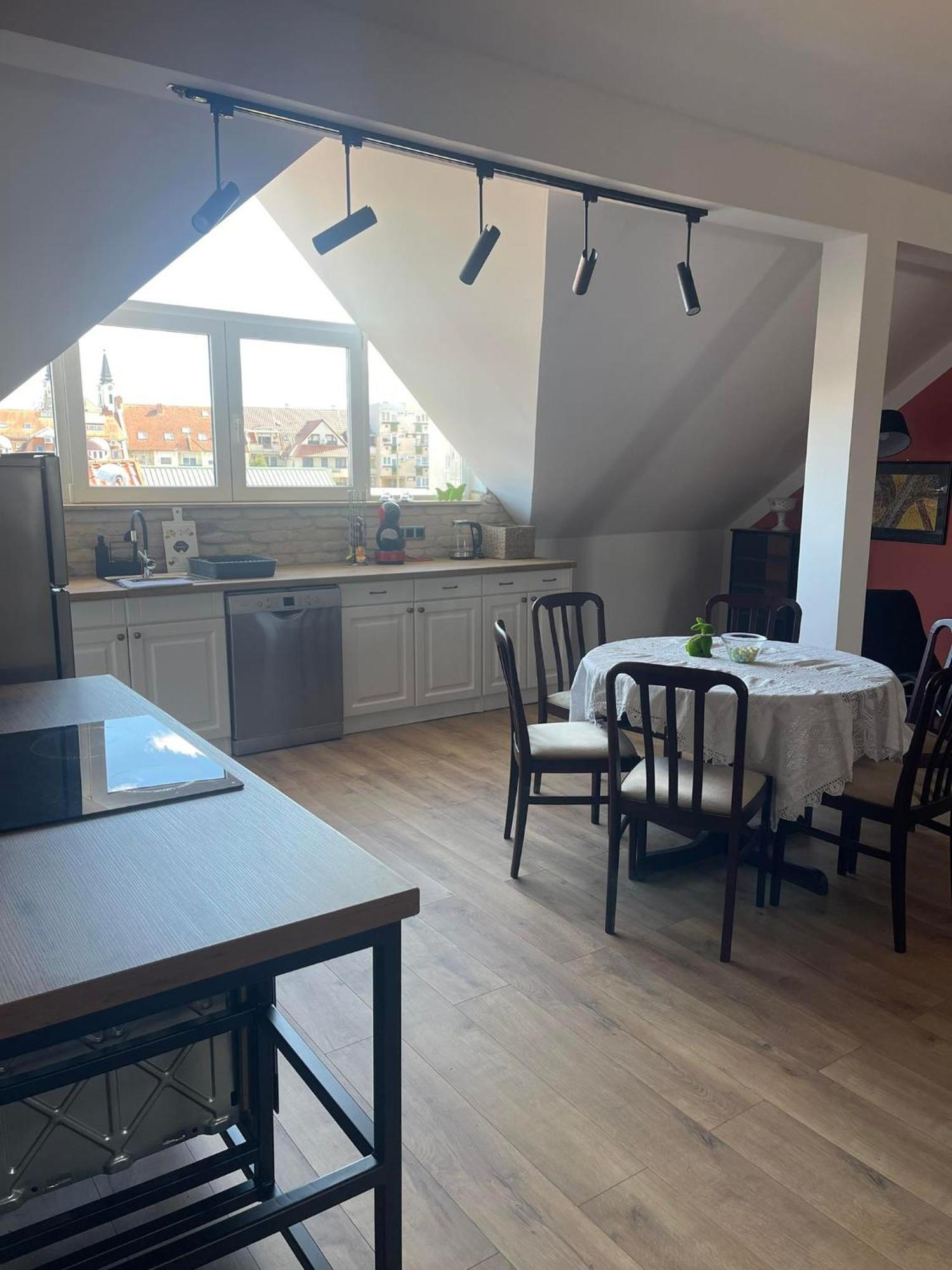 Hotello Apartmanhaz Es Panzio Zalaegerszeg Exteriör bild
