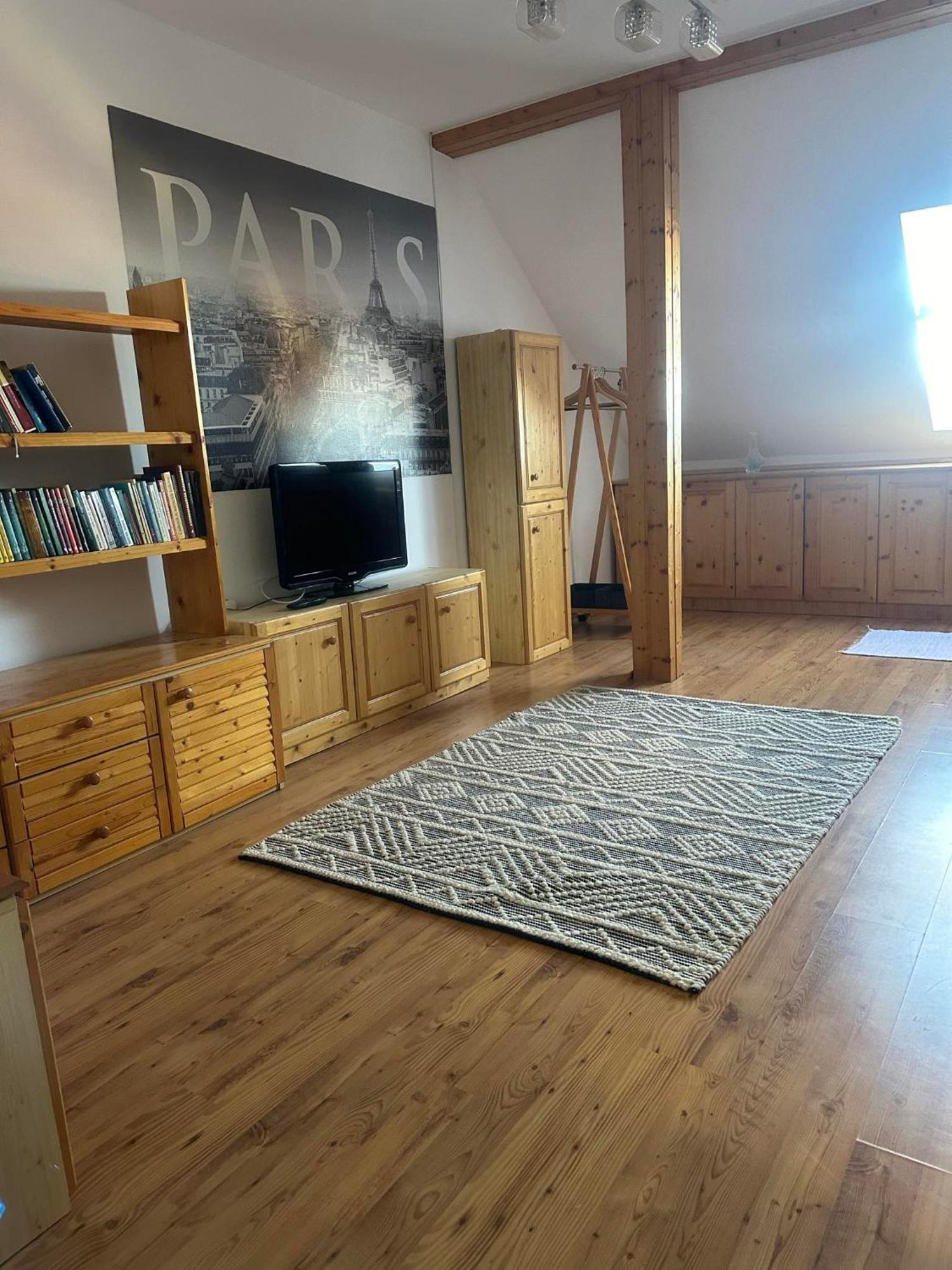 Hotello Apartmanhaz Es Panzio Zalaegerszeg Exteriör bild